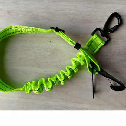 Seat Belts for Dogs Adjustable Bungee Dog Car Seat Belt, Reflective Elastic Safety Leash with Seat Belt Buckle & Swivel Clip
