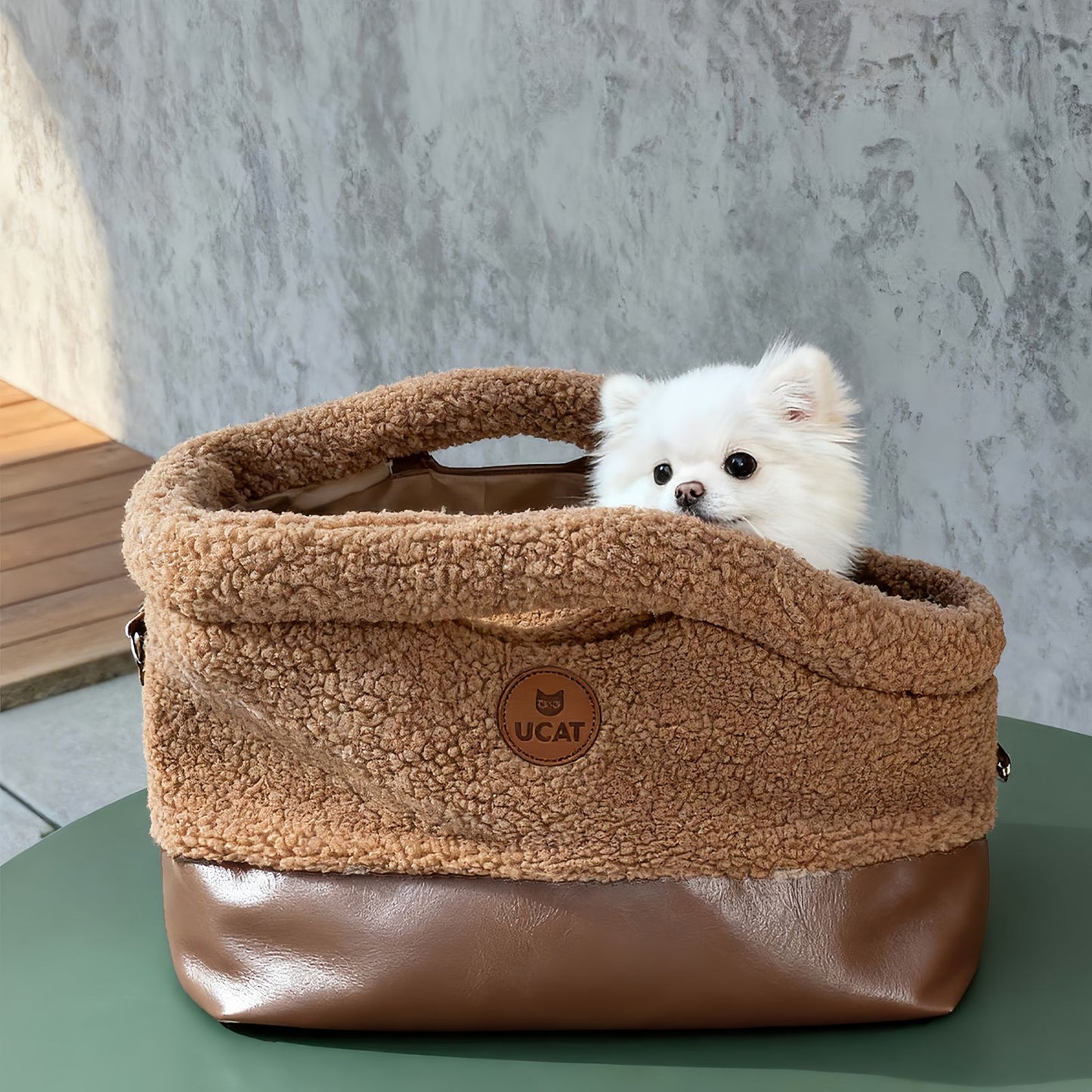 Cat Tote Bag Pet Carrier for Cats & Small Dogs, Warm Plush Cat Carrier Handbag with Safety Leash